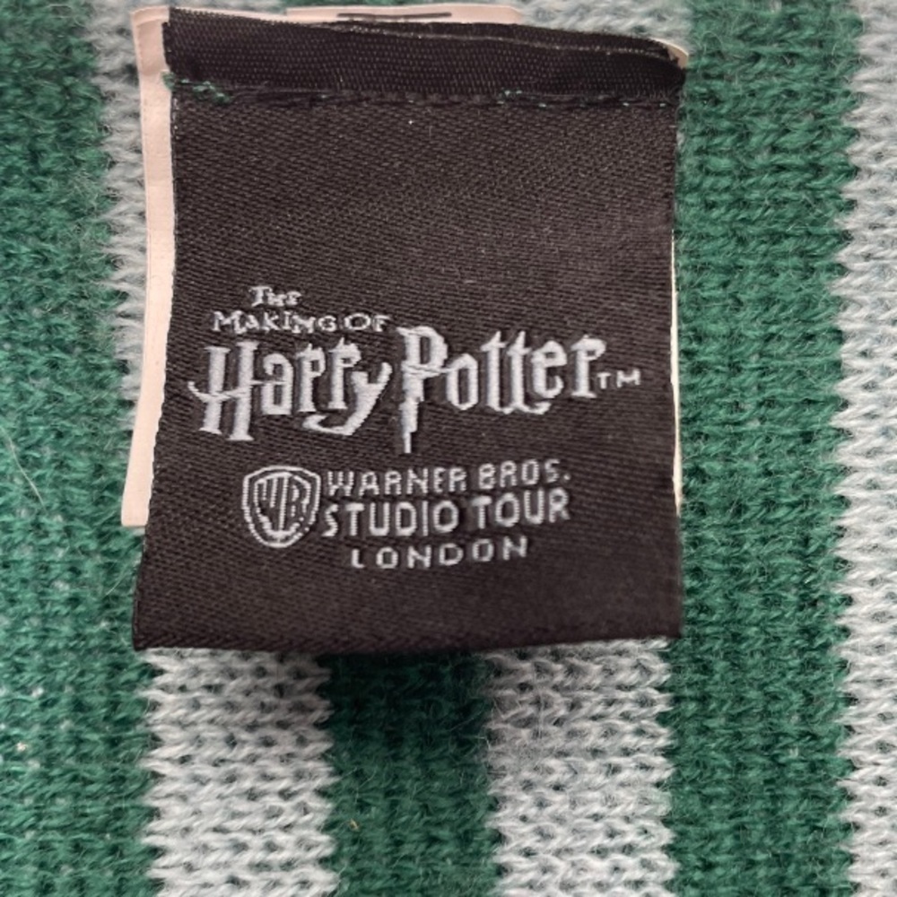 Harry Potter The Making In London Studios Tours Slytherin Scarf - Picture 2 of 3